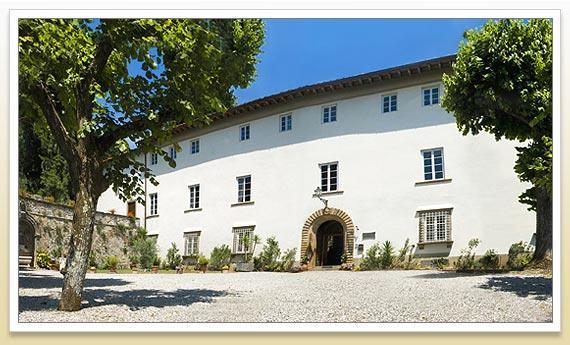 Hotel Casa Diocesana Di Lucca Exterior photo