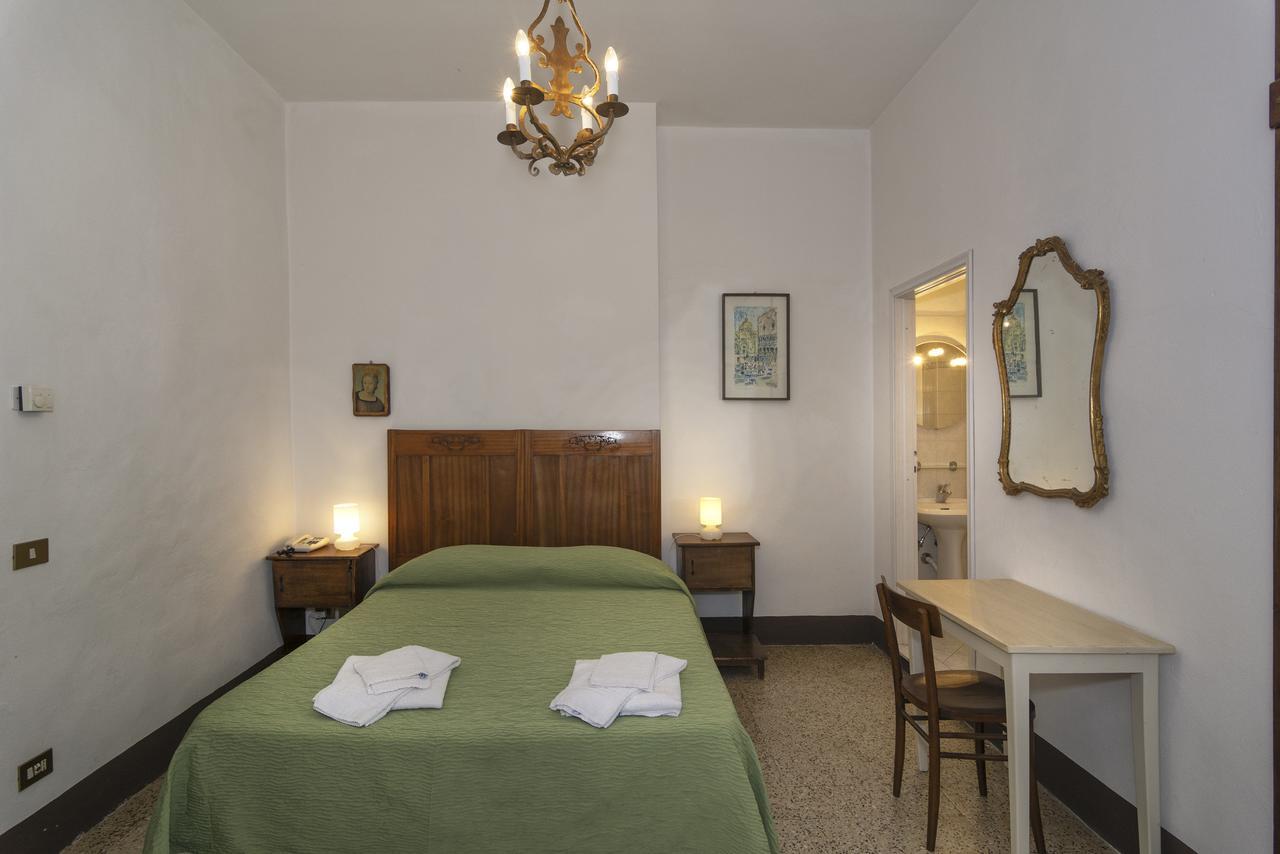 Hotel Casa Diocesana Di Lucca Exterior photo